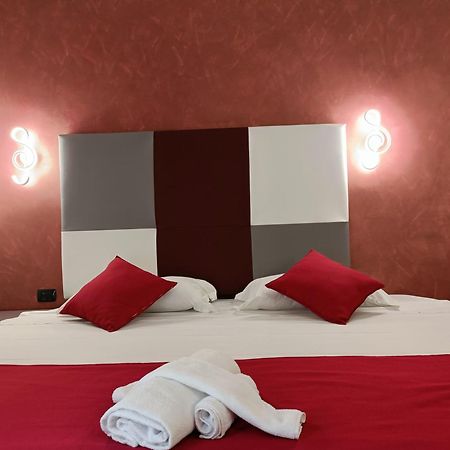 Отель House 4 Mori Рим Экстерьер фото