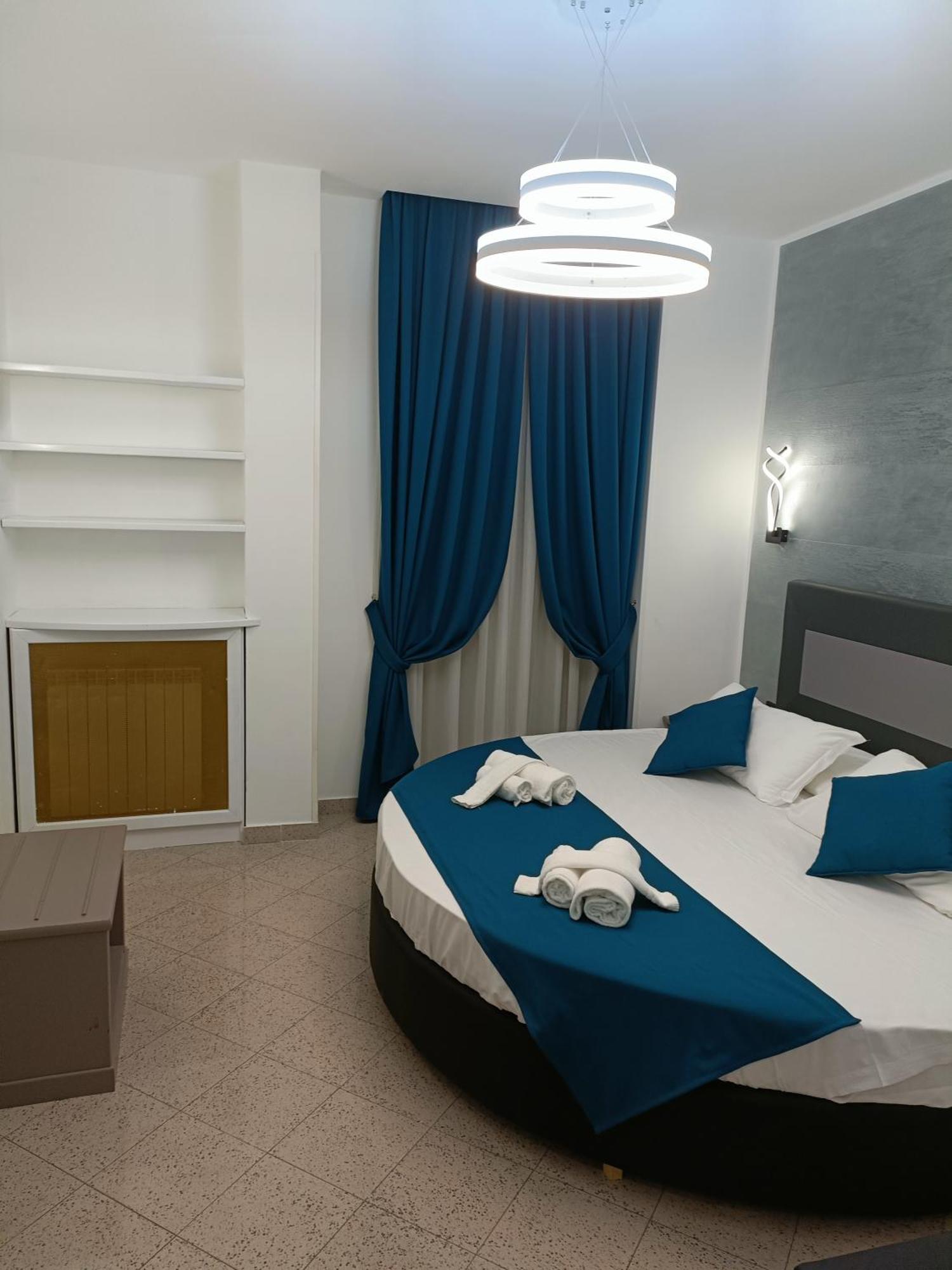 Отель House 4 Mori Рим Экстерьер фото